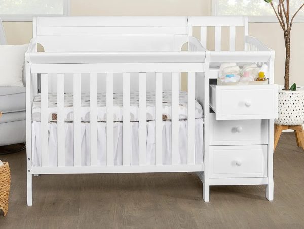 2023-New-4-in-1-Mini-Convertible-Crib-and-Changer-in-White-Non-Toxic-Finish-New.jpg 2023 New 4-in-1 Mini Convertible Crib and Changer in White,Non-Toxic Finish, New Zealand Pinewood