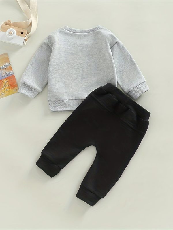 "Adorable Baby Boys ""MAMA'S BOY"" Outfit - Long Sleeve Sweatshirt and Trousers Set"